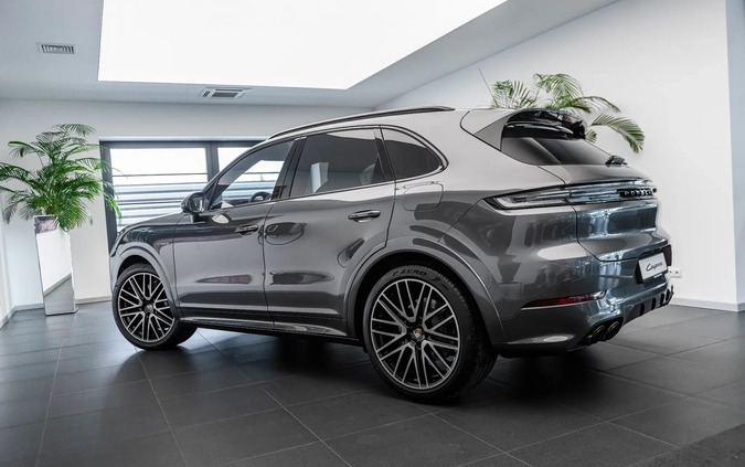 Porsche Cayenne cena 669429 przebieg: 10, rok produkcji 2024 z Sierpc małe 742